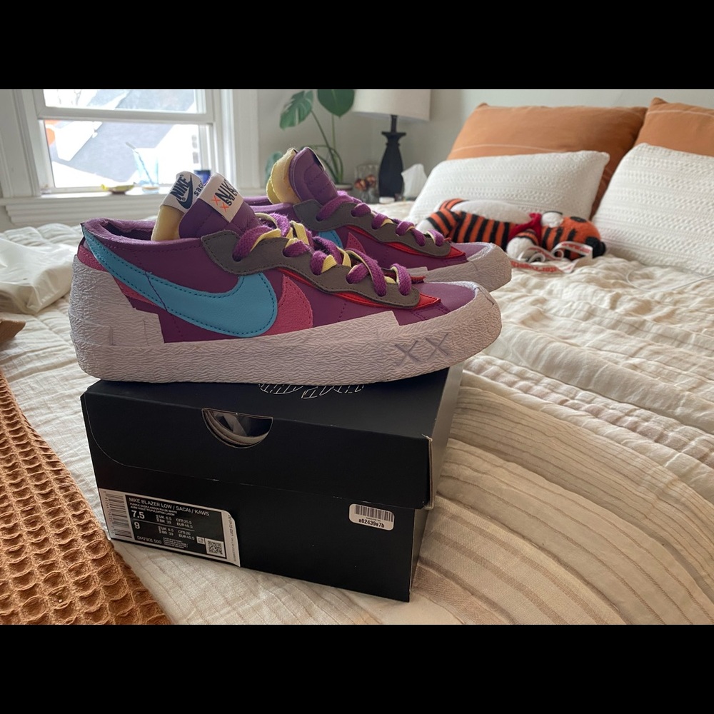 Nike Blazer mid ‘77 x Kaws edition purple